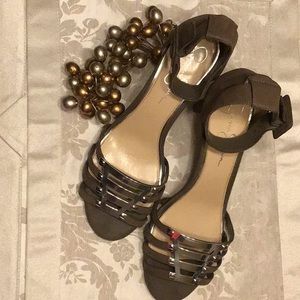 ✨Gray High Heels w/ Silver Accent Women’s 9.5